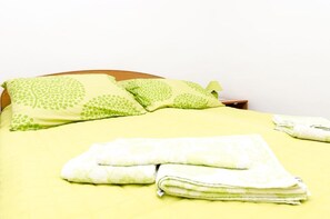 Room - Guest House Kola - Double Room With Terrace (Dubrovacko Primorje)