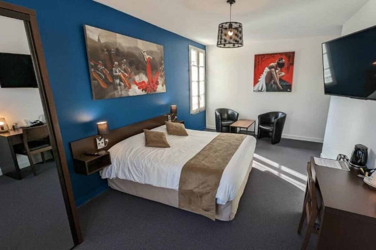 Superior Double Room | Soundproofing, free WiFi