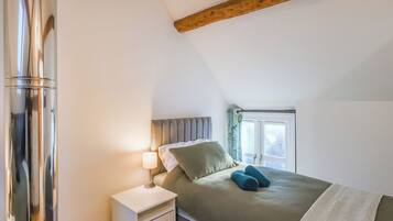 2 bedrooms, free WiFi