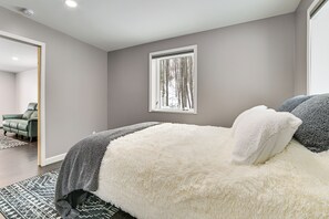 1 bedroom, internet, bed sheets