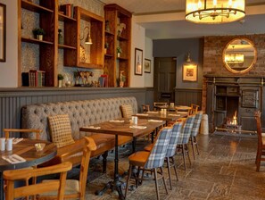 하우스 | 다이닝