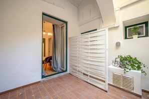 Apartment (Room with Patio) | Balcony - Guestready - Boavista Homes (Lisbon)