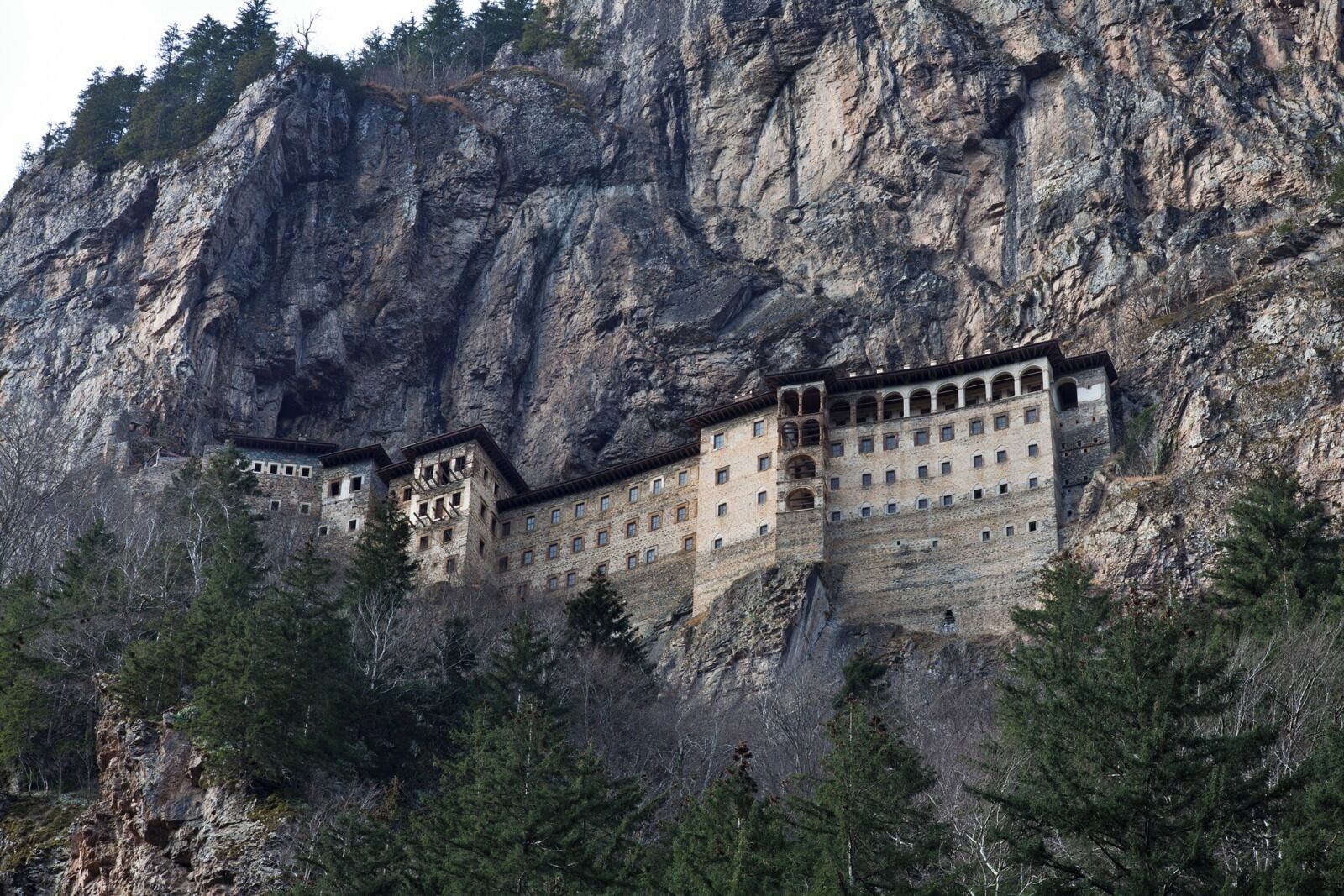 المنشأة من الخارج