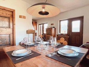 Dining - Cozy mountain house with private garden a few kilometers from Cortina. (San Vito di Cadore)
