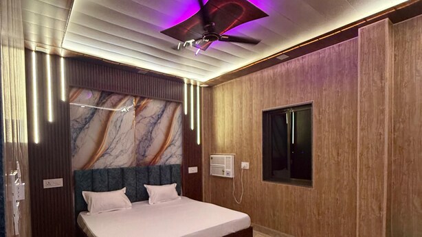 Deluxe Room - Katyayani Palace (Faizabad)