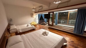 Family Quadruple Room - Leranda Bonita Homestay (Thanh pho Hue)