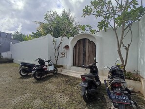 Property grounds - Sal Central (Pecatu)