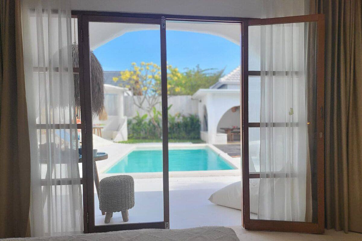 Premier Room, Pool View | In-room safe, desk, free WiFi