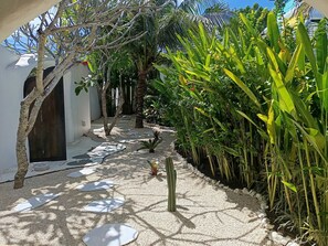 Property grounds - Sal Central (Uluwatu)