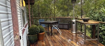 Cozy Stay for 2 in the Lush Surrounds of  Wombat Forrest near Melbourne