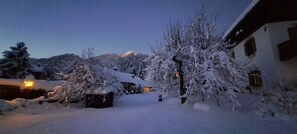 Property grounds - Apartment 'Haus am Kurarten - Seeberg' with Mountain View, Balcony and Wi-Fi (Bayrischzell)