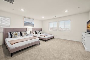 4 slaapkamers, reisbedje, gratis wifi