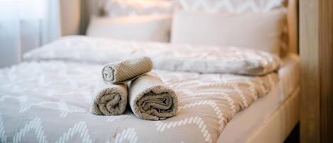 2 bedrooms, WiFi, bed sheets