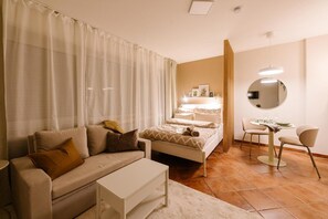 TV - Air Fair Apartment with Wi-Fi in Düsseldorf (Düsseldorf)