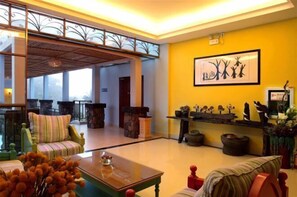 المنشأة من الداخل