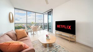 TV - Queen's Wharf 1B+Study · City Breeze & Views (Brisbane City)