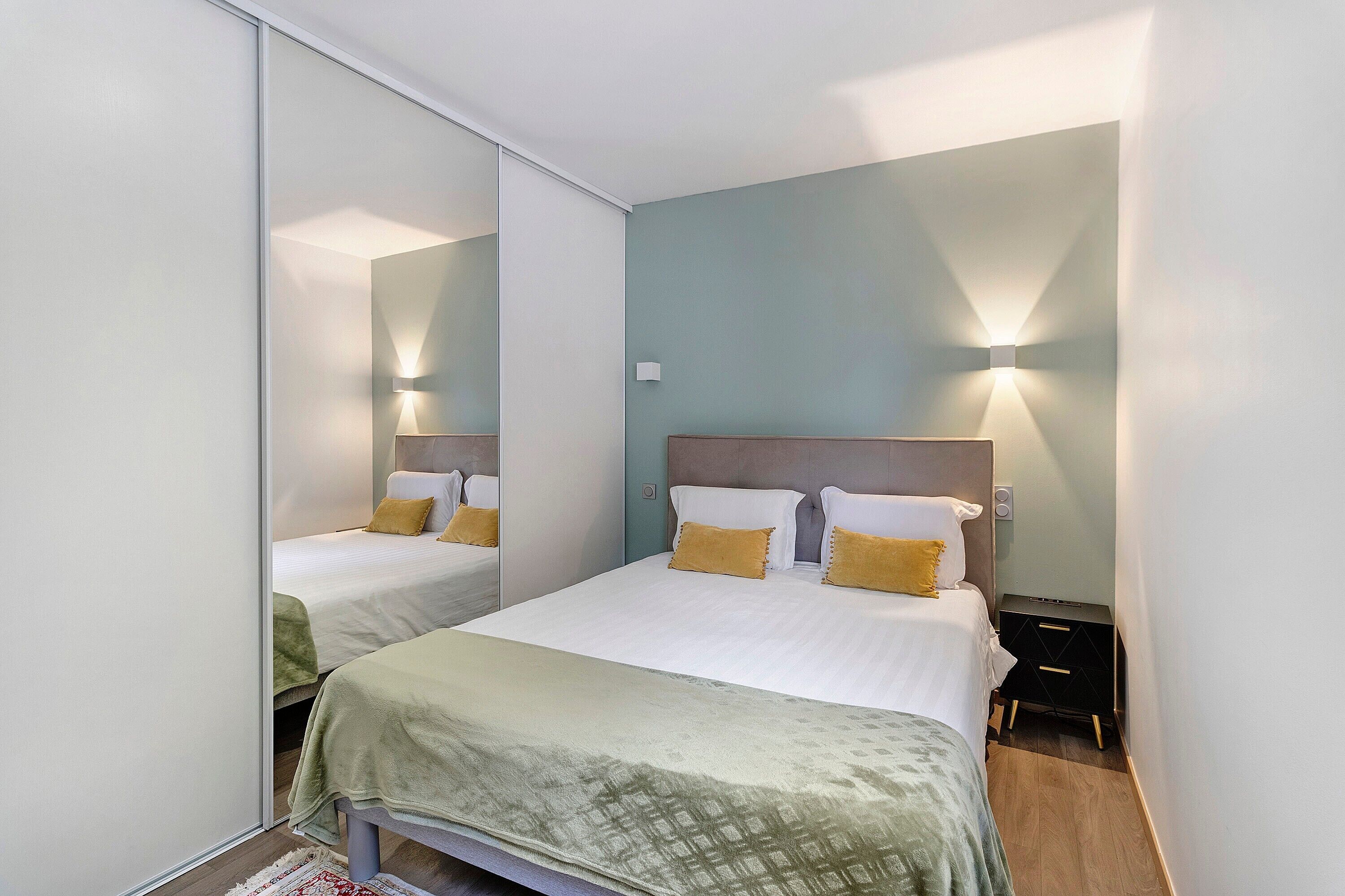 2 slaapkamers, een strijkplank/strijkijzer, wifi, beddengoed