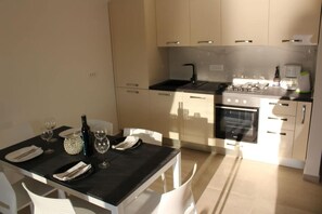 Fridge, oven, stovetop, coffee/tea maker - Gorgeous Apartment for 6 in Croatia (Stara Novalja)