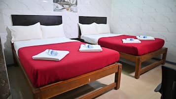 AC Deluxe Double Bed Room | Free WiFi