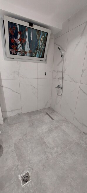 House, Accessible - Aenaon Corfu Luxury Apartments 01 - Apollo Apt (Corfu)