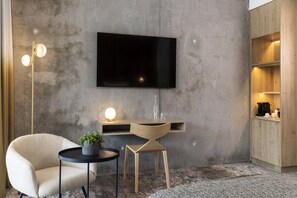 2 Schlafzimmer, Reisekinderbett