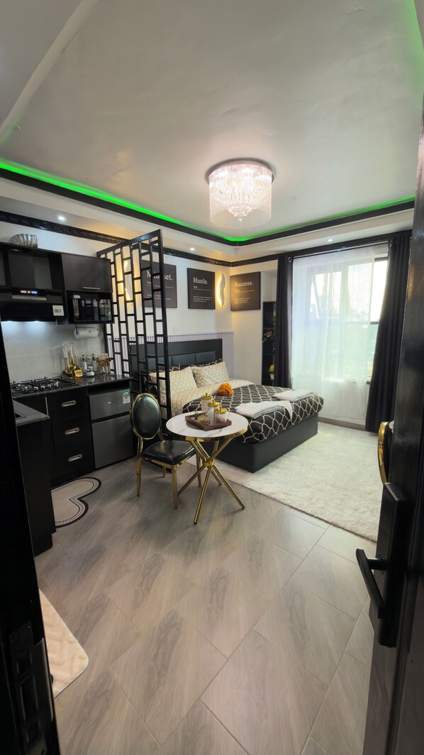 1 soveværelse, skrivebord, strygejern/strygebræt, gratis Wi-Fi