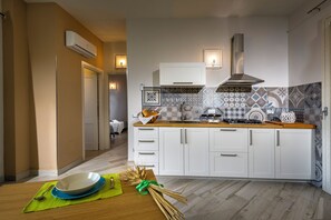 Private kitchen - APT RINO Sea View basement in Villa Rosaria (Scopello)