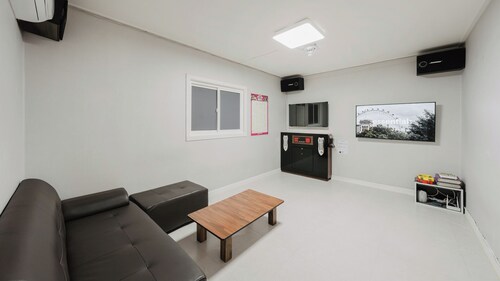 Byeolsaem Private House