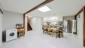 Rom – basic, 3 soverom (Byeolsaem Private House) | 3 soverom og wi-fi (inkludert)