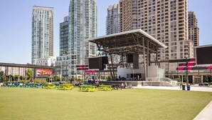 Unclassified image, 2 of 51, button - High-End 2BR/2BA Condo-Steps to Square One Mall (Mississauga)