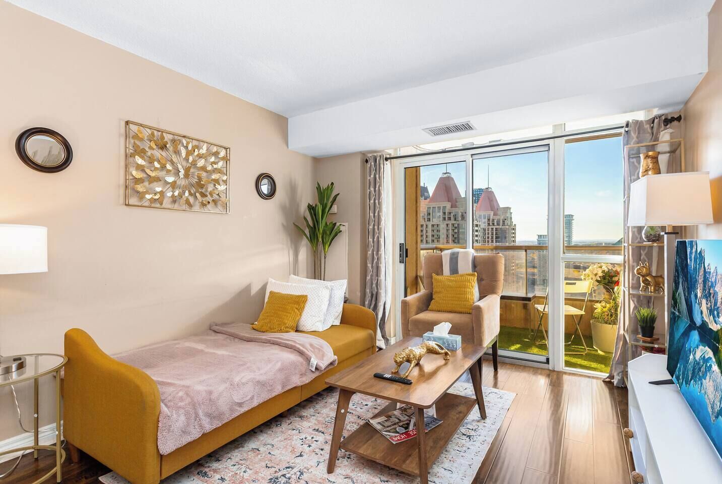 Bügeleisen/Bügelbrett, WLAN, Bettwäsche