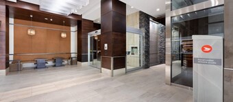 Luxurious 2BR/2BATH Condo- Steps from Square One