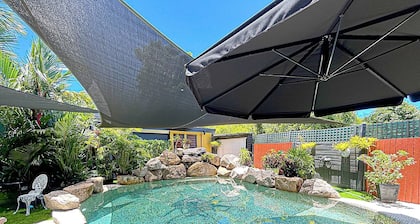 Oasis leafy Whitfield