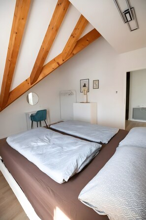 2 Schlafzimmer, Bettwäsche