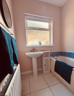 Shower - Christinas Cottage Downpatrick (Downpatrick)