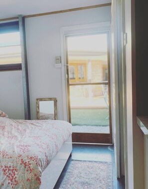 1 chambre, fer et planche à repasser, accès Internet, draps fournis