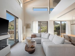 Luxury-Villa, Meerblick | Wohnbereich