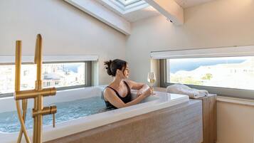 Luxury Villa, Sea View | Spa