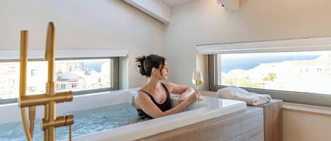 Luxury Villa, Sea View | Spa