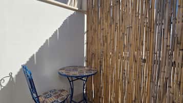 Klassieke kamer, balkon, uitzicht op zee | Balkon