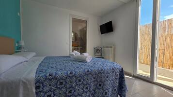 Camera Classic, balcone, vista mare | Wi-Fi gratuito, lenzuola