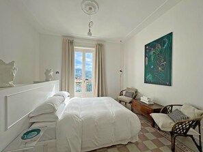 3 chambres, bureau, fer et planche à repasser, Wi-Fi gratuit