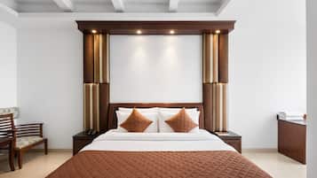 Deluxe Double Room, City View | Desk, free WiFi