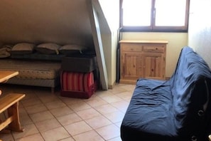 Interior - Studio in St Marie near Vars Slopes (VARS)