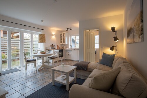 Apartment Friesenhaus Liebesallee Nr. 6 mit Garten, Balkon und Wlan