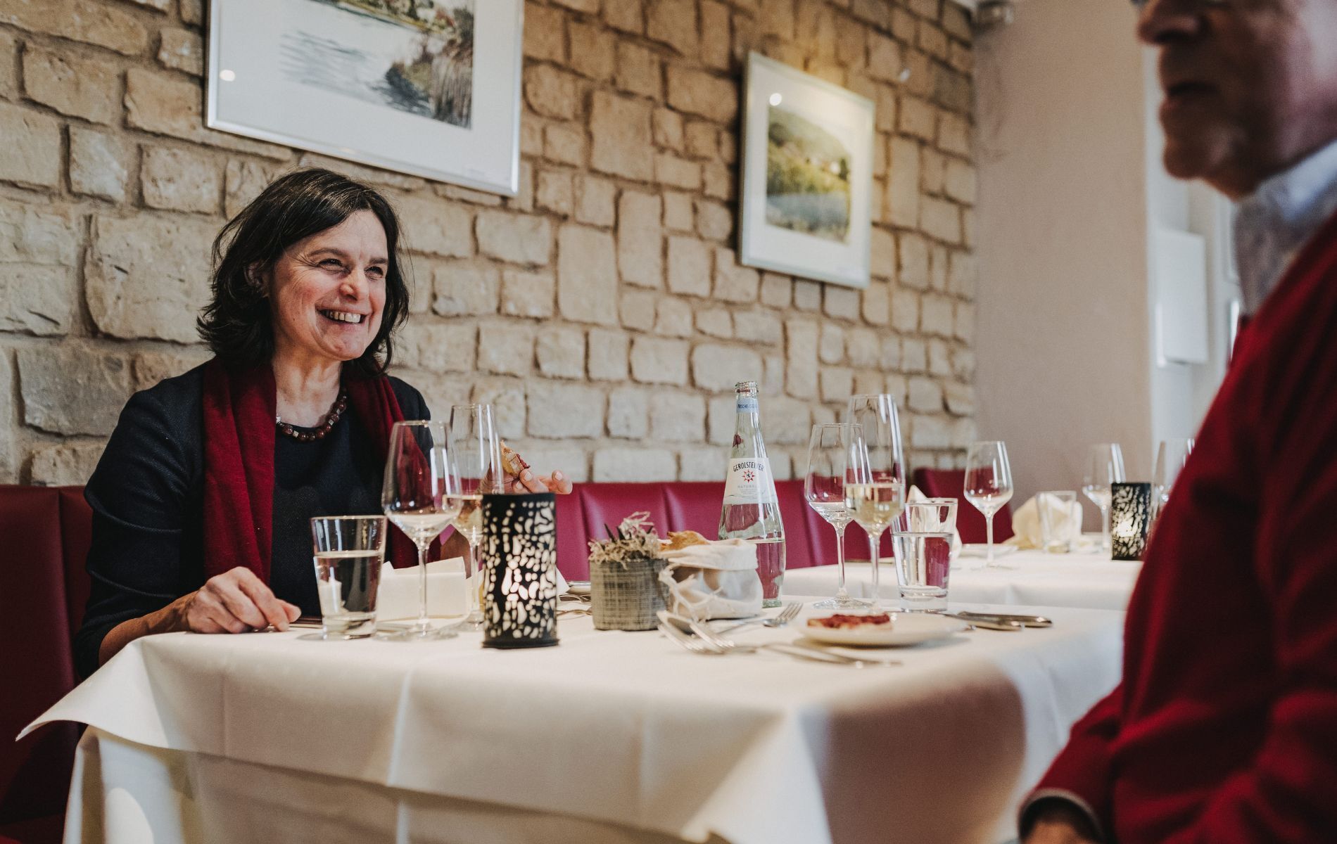 2 restaurants, breakfast, lunch, dinner served; German cuisine 