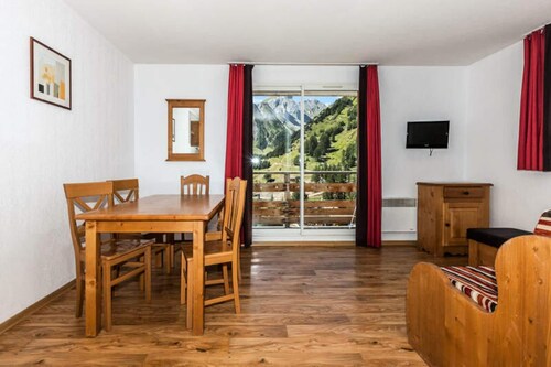 Apartment in Val d'Allos with Heated Pool