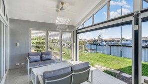 Terrace/patio - Reflections on Phoenix (BONGAREE)