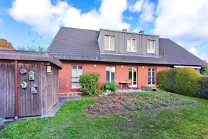 Exterior - Apartment Merkel - Comfortable apartment in Koserow with terrace, (Koserow)