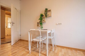 Apartament bàsic | Servei de restauració